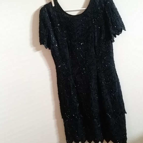 Dress - Picture 3 of 8